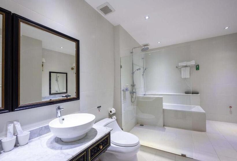 复式套房, Le Thatluang D Or Boutique