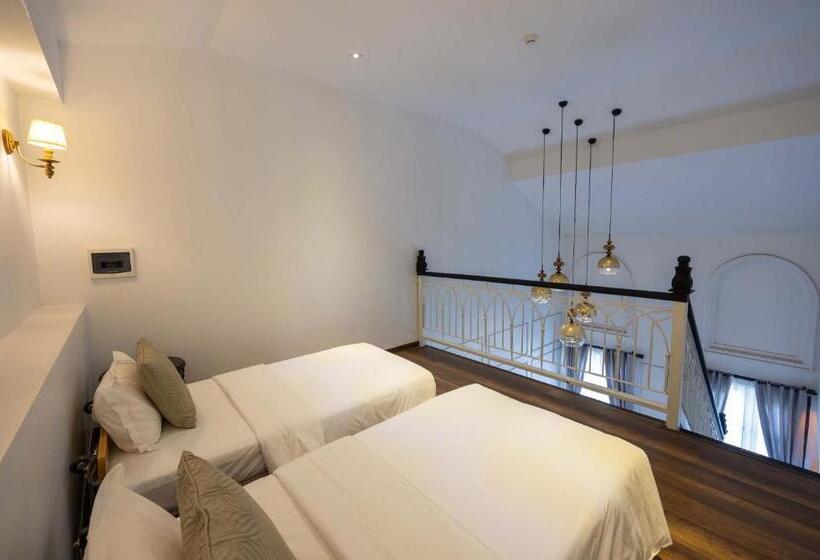 复式套房, Le Thatluang D Or Boutique