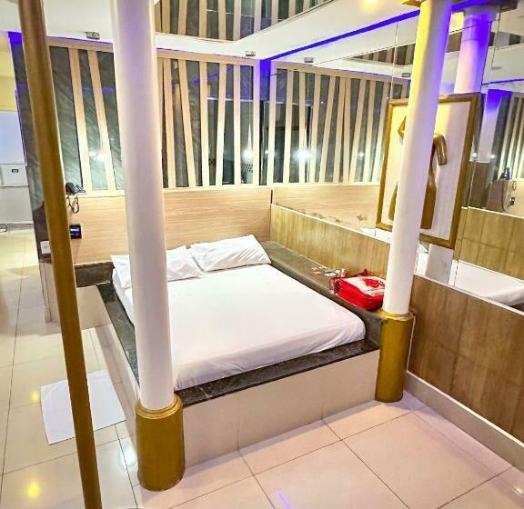 １ベッドルームアパートメント, Shopping Motel