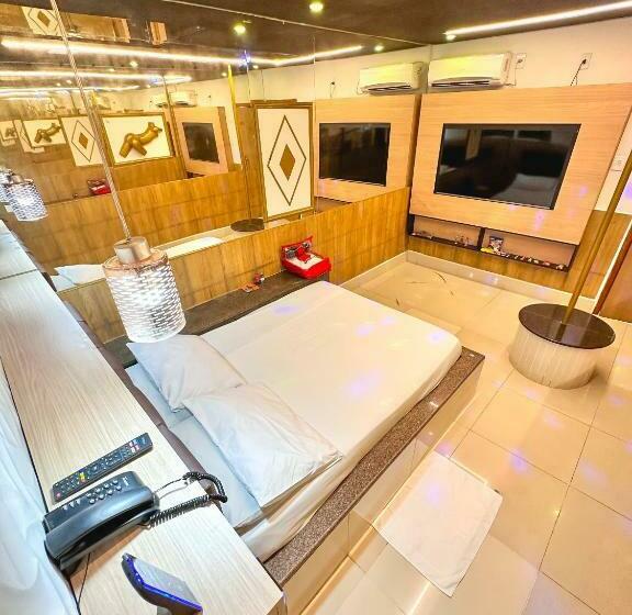 １ベッドルームアパートメント, Shopping Motel