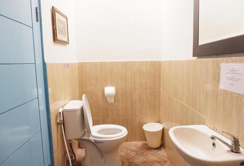 家庭间, Reddoorz Near Rsud Kota Mataram