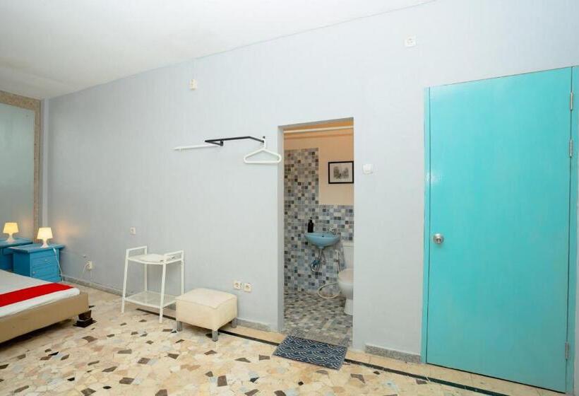 Номер Deluxe, Reddoorz Near Rsud Kota Mataram