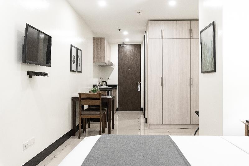 סטודיו דלוקס, Artemis Place Makati