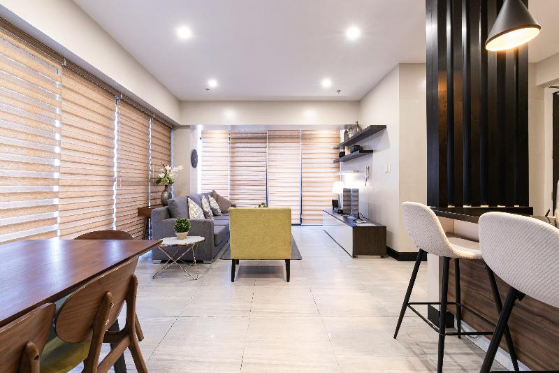 סוויטת פנטהאוז, Artemis Place Makati