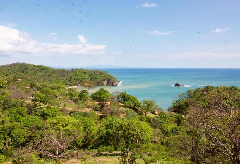 اتاق لوکس با چشمانداز دریا, Hush Maderas