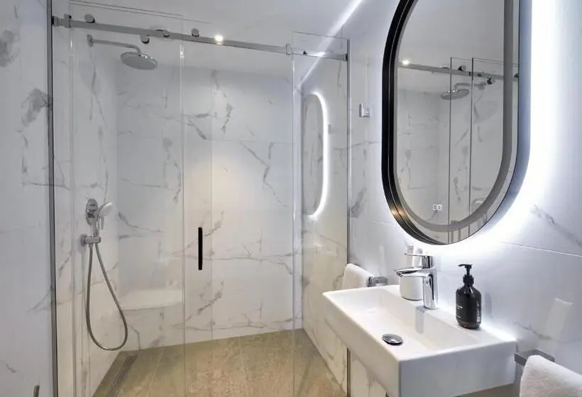 2 Bedroom Superior Room, Sky Loft Hotel Kyiv By Rixwell International
