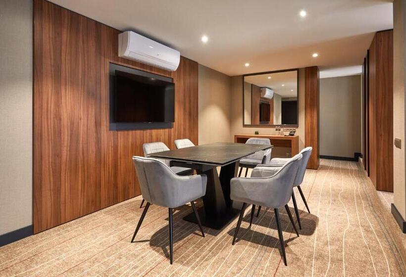 2 Bedroom Superior Room, Sky Loft Hotel Kyiv By Rixwell International