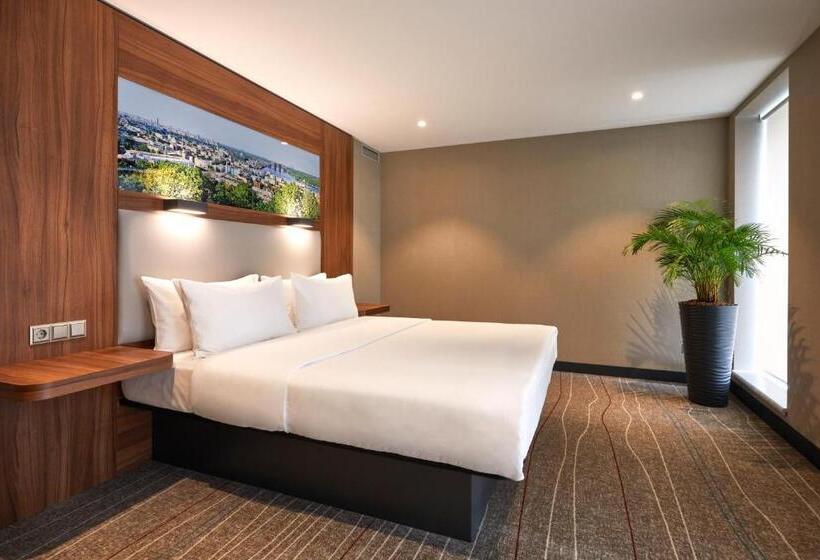 スーペリアースイート, Sky Loft Hotel Kyiv By Rixwell International