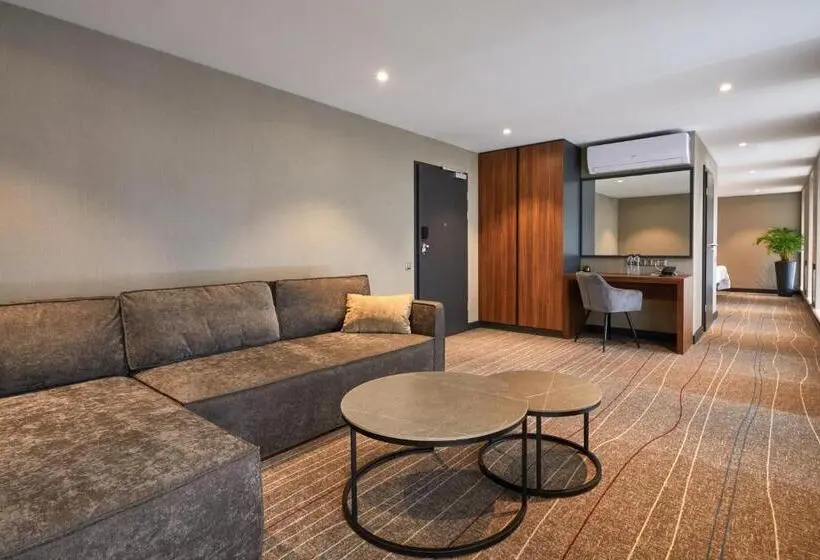Superior-sviitti, Sky Loft Hotel Kyiv By Rixwell International