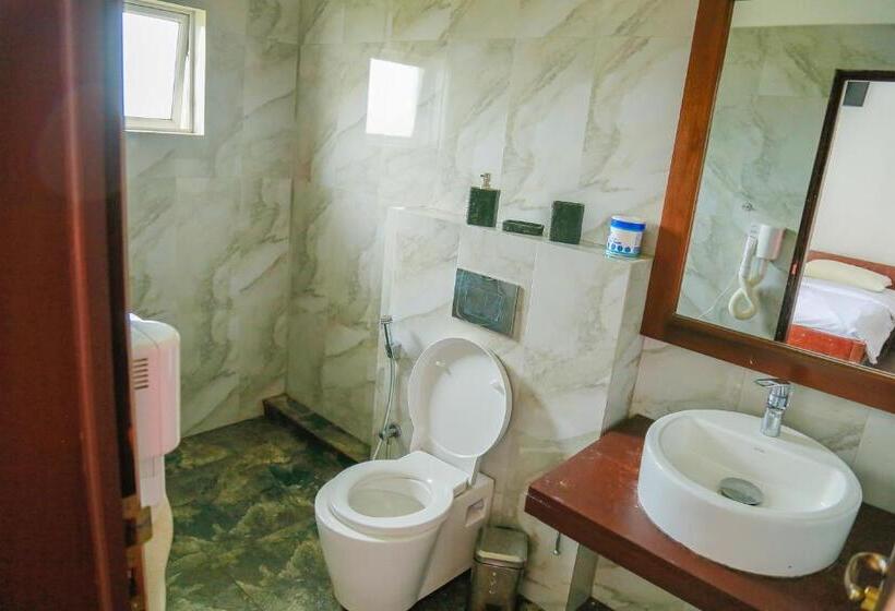 חדר דלוקס לשלושה, Top Venice