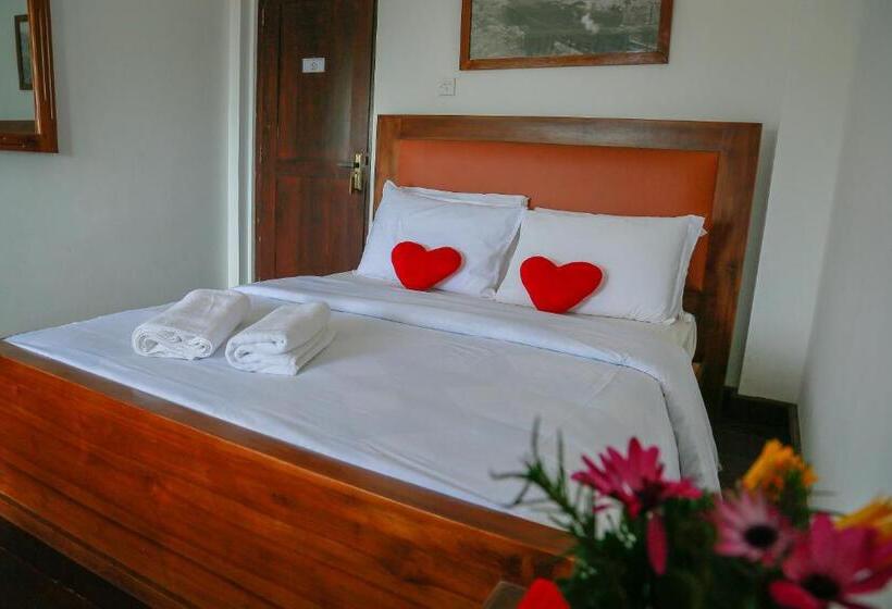 חדר דלוקס לשלושה, Top Venice