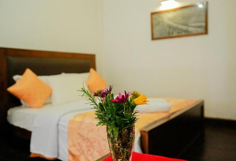 חדר דלוקס לשלושה, Top Venice