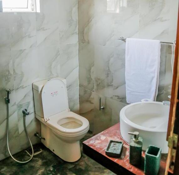 חדר משפחתי, Top Venice