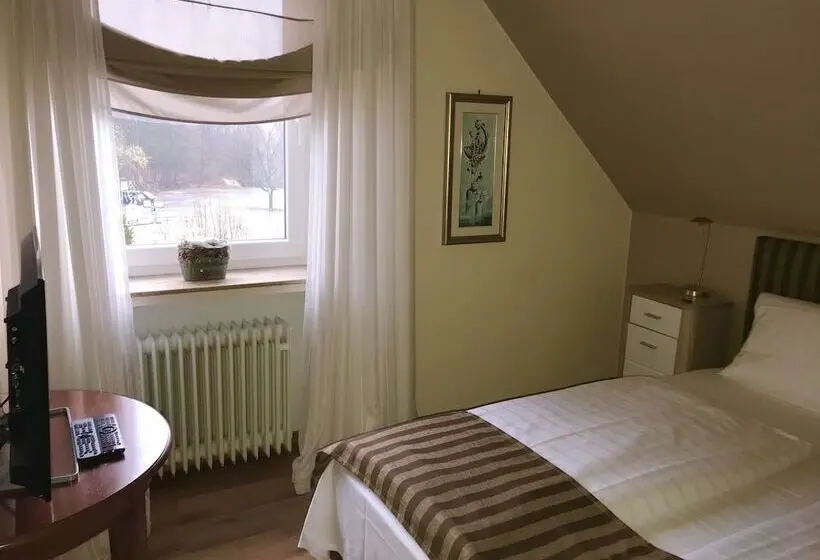 スタンダードルーム, Waldhotel Peter Aufm Berge