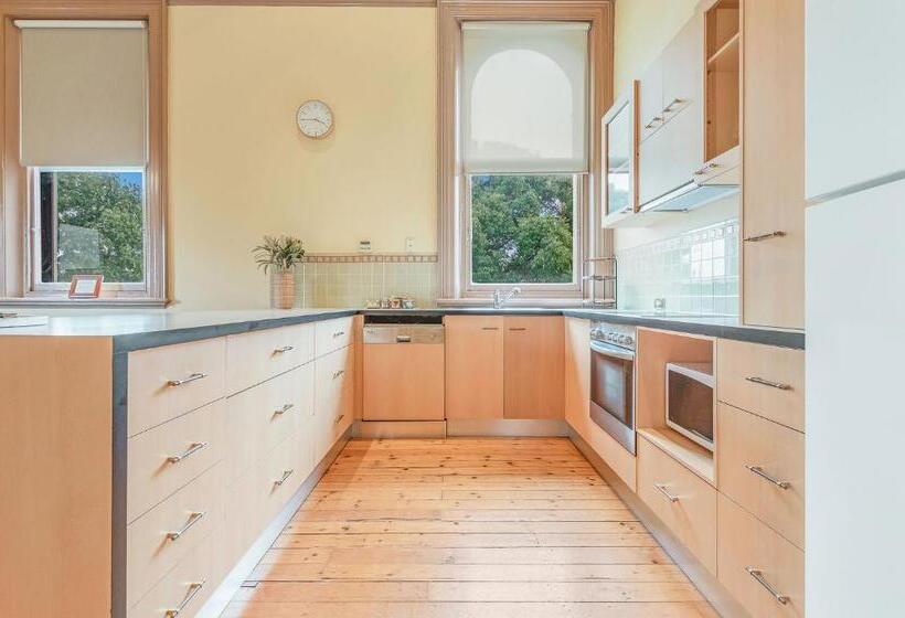 带1个卧室的公寓, Clocktower Suites