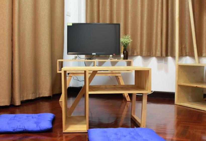اتاق استاندارد, Home@hostel Kanchanaburi