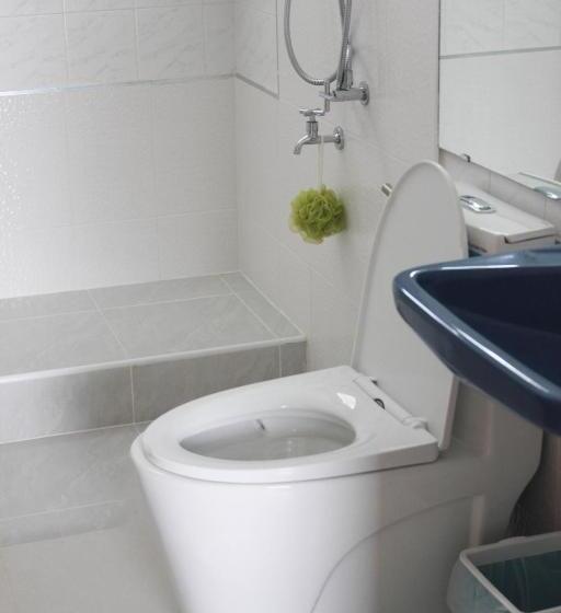 Standard room with outdoor bath, Home@hostel Kanchanaburi