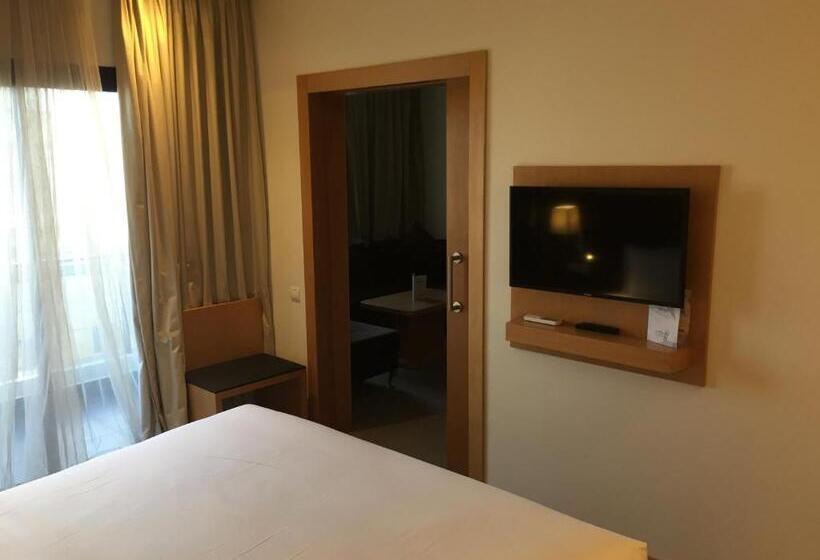 سوییت, Annakhil