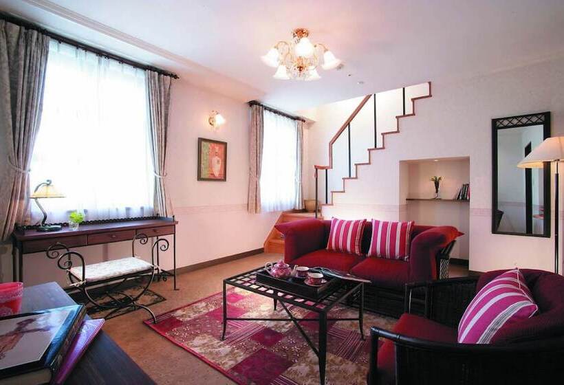 جناح, Kitabiwako Hotel Grazie