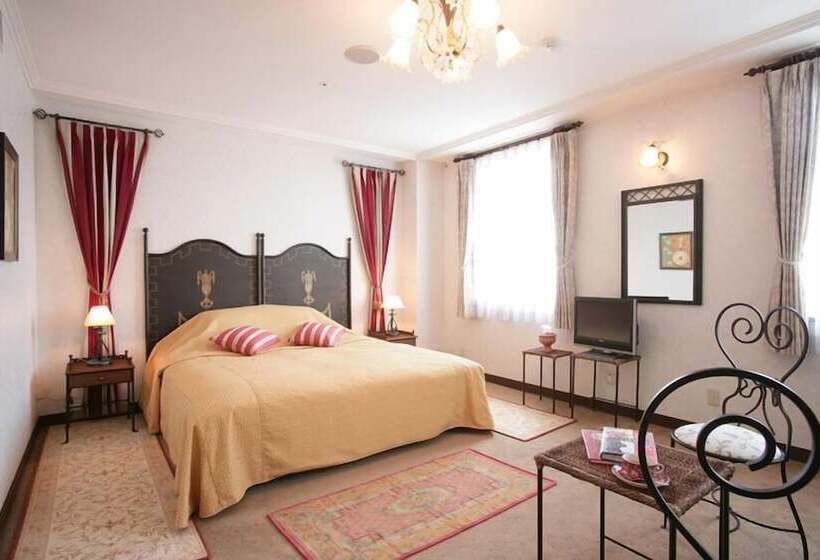 جناح, Kitabiwako Hotel Grazie