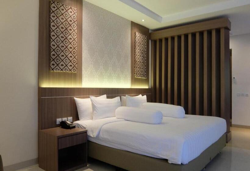 חדר דלוקס, Nevada Ketapang