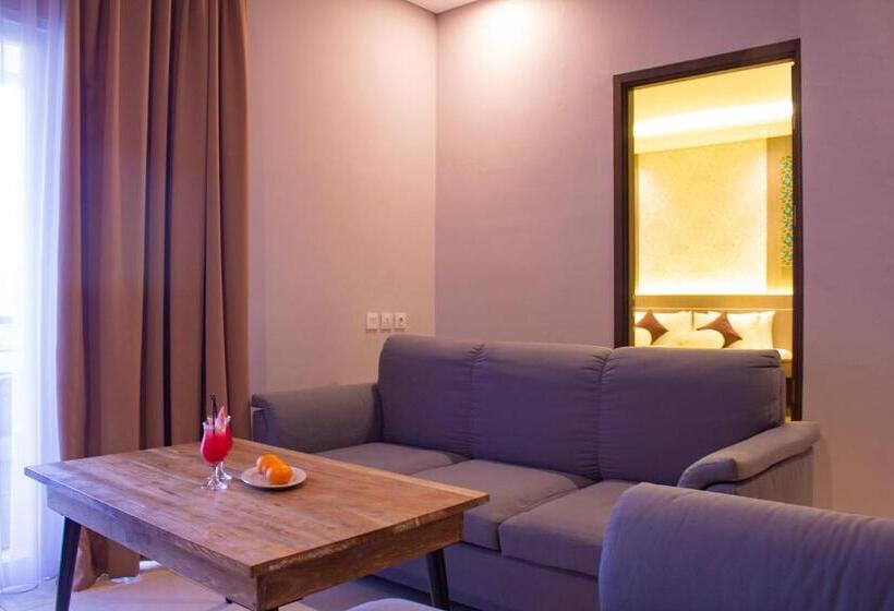 סוויטה, Nevada Ketapang