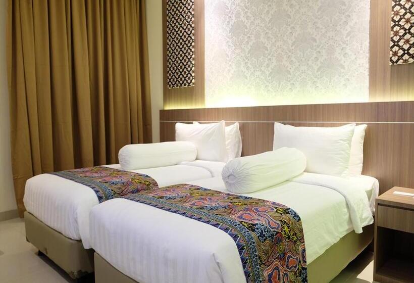 חדר סופריור, Nevada Ketapang