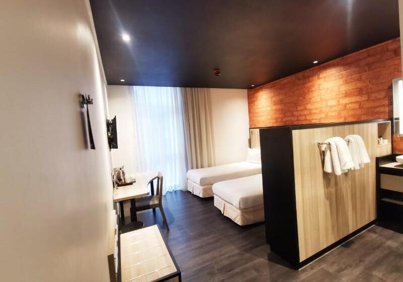 스위트, Onomo Hotel Durban