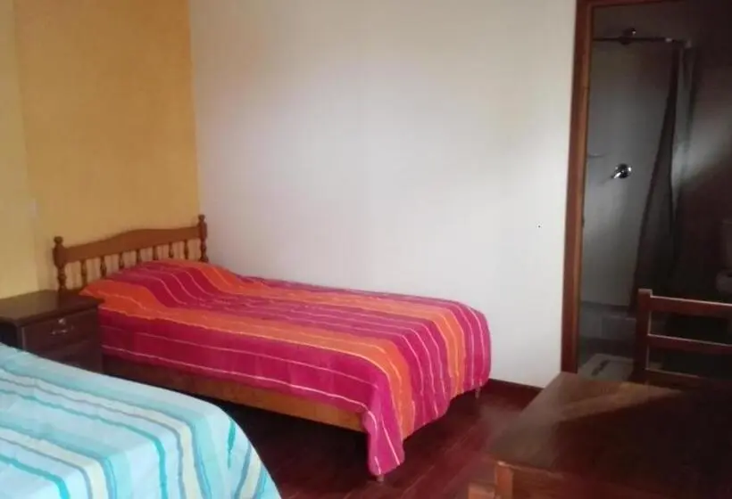 اتاق خانوادگی, Piedra Blanca Backpackers Hostel