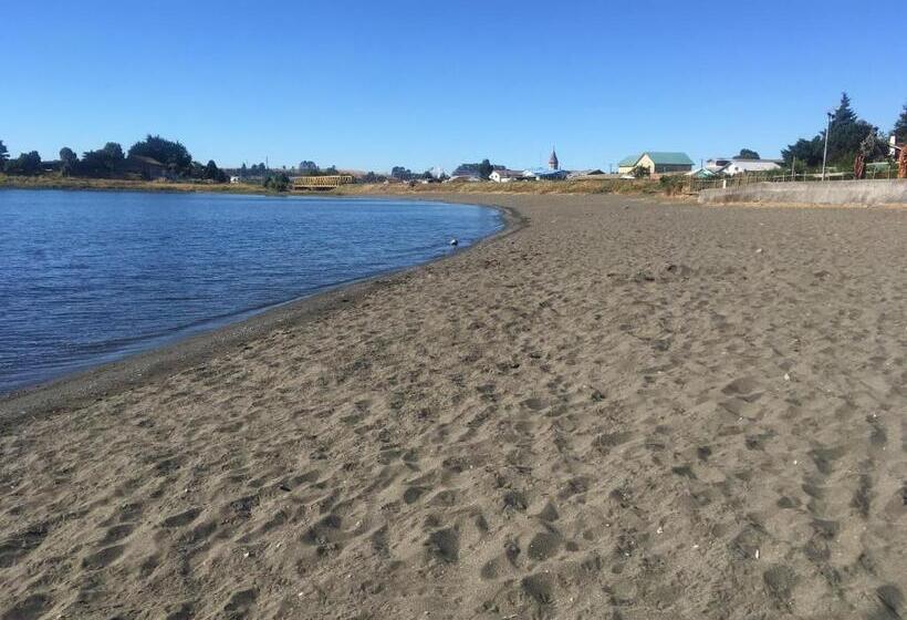 חדר סטנדרט לשלושה עם חדר אמבטיה משוף, Hospedaje Lago Llanquihue