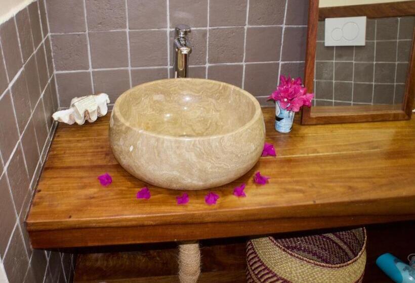 带大床的标准间, Zanziblue Boutique Villas