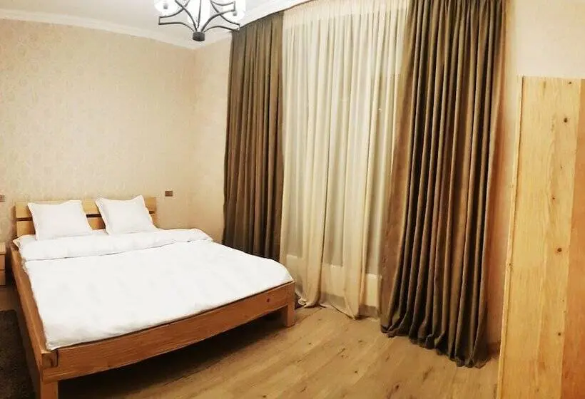 اتاق استاندارد با چشم‌انداز کوهستان, Cozy Hotel Kazbegi