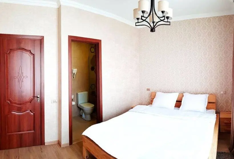 اتاق استاندارد با چشم‌انداز کوهستان, Cozy Hotel Kazbegi