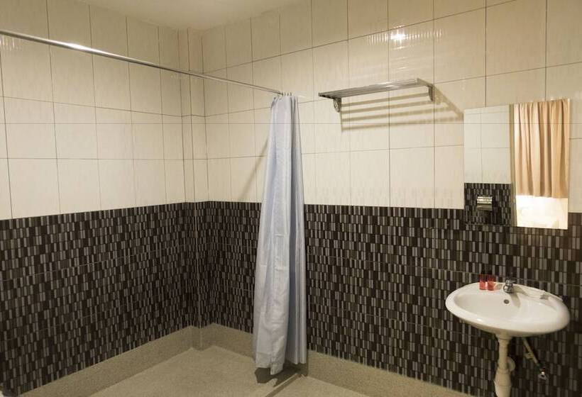 Family Suite, Merilton