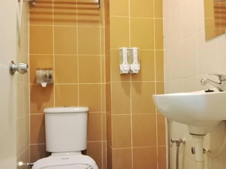 Номер Deluxe, Merilton