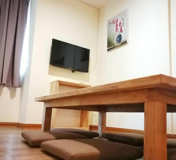 Трехместный Номер Deluxe, Merilton