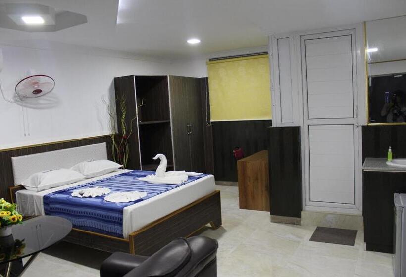 Номер Deluxe, Suradeep Residency