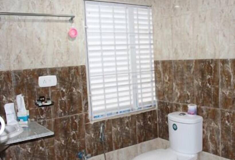 Номер Deluxe, Suradeep Residency