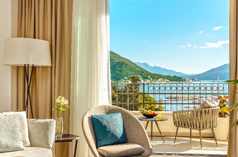 استودیوی استاندارد با چشمانداز دریا, Lazure Hotel & Marina