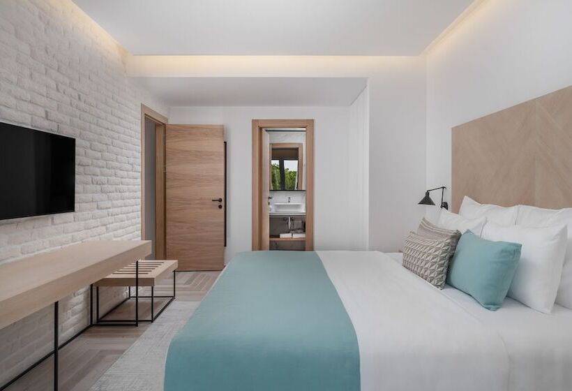 سوییت با چشمانداز دریا, Lazure Hotel & Marina