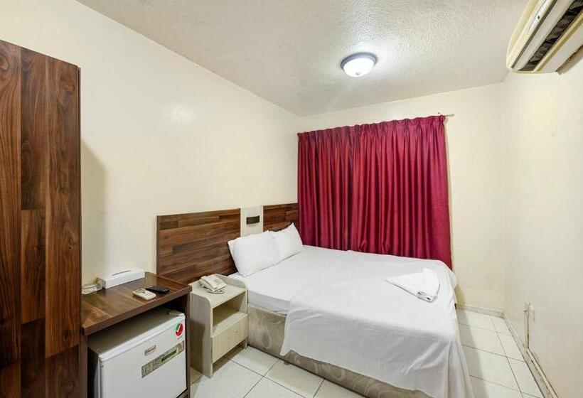 标准间, Naif Palace