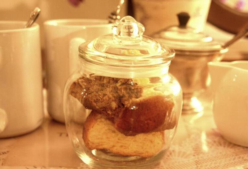 标准间, 800 At Merton