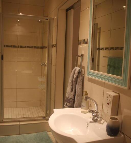 标准间, 800 At Merton