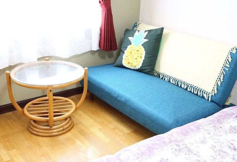 Camera Standard, B&b Hotta