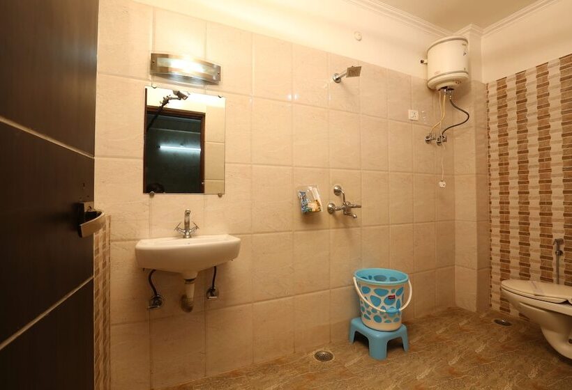 חדר דלוקס, Nexus L Hotels In Charbagh Lucknow