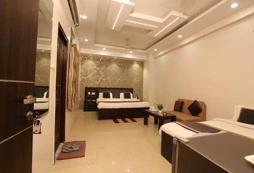 סוויטת פרמיום, Nexus L Hotels In Charbagh Lucknow