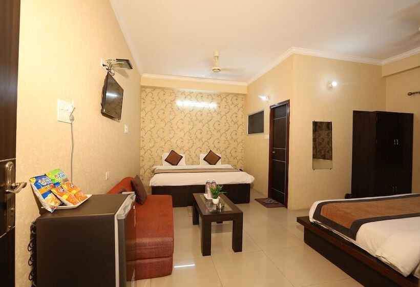 חדר משפחתי, Nexus L Hotels In Charbagh Lucknow