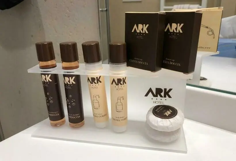 اتاق عادی, Ark