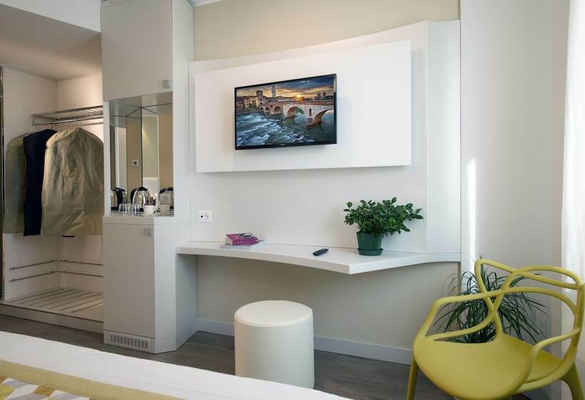 اتاق عادی, Ark