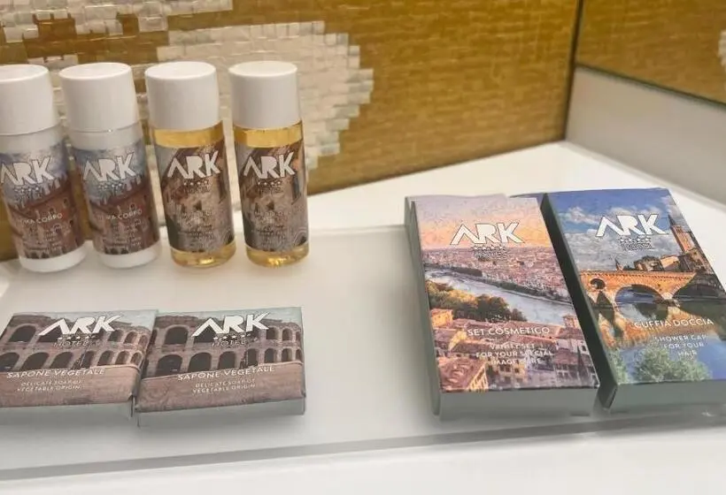 اتاق سوپریور, Ark